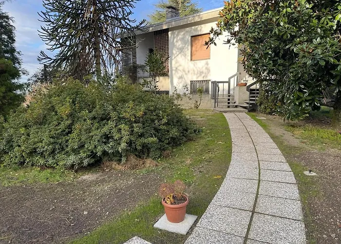 Apartmán Terrace & Garden Near Lipomo