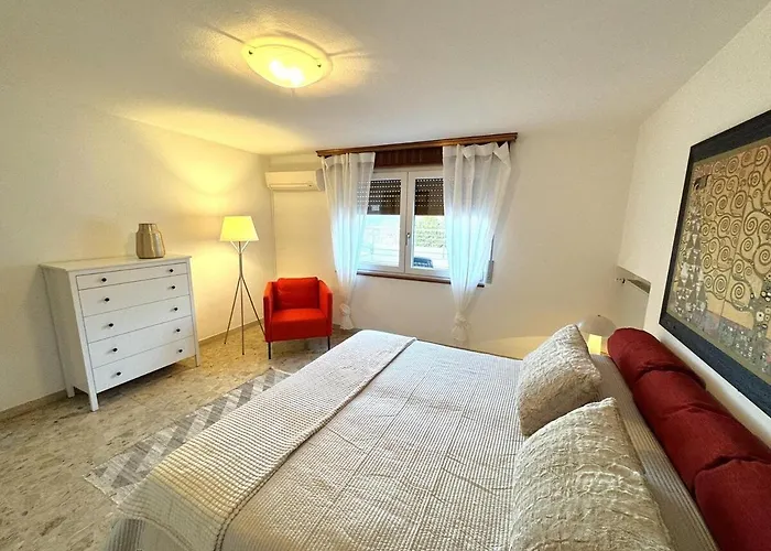 Terrace & Garden Near *